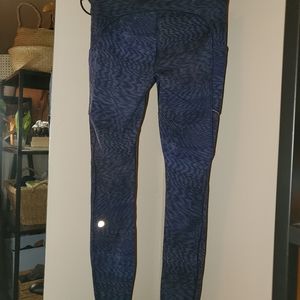 Lululemon speed up tight